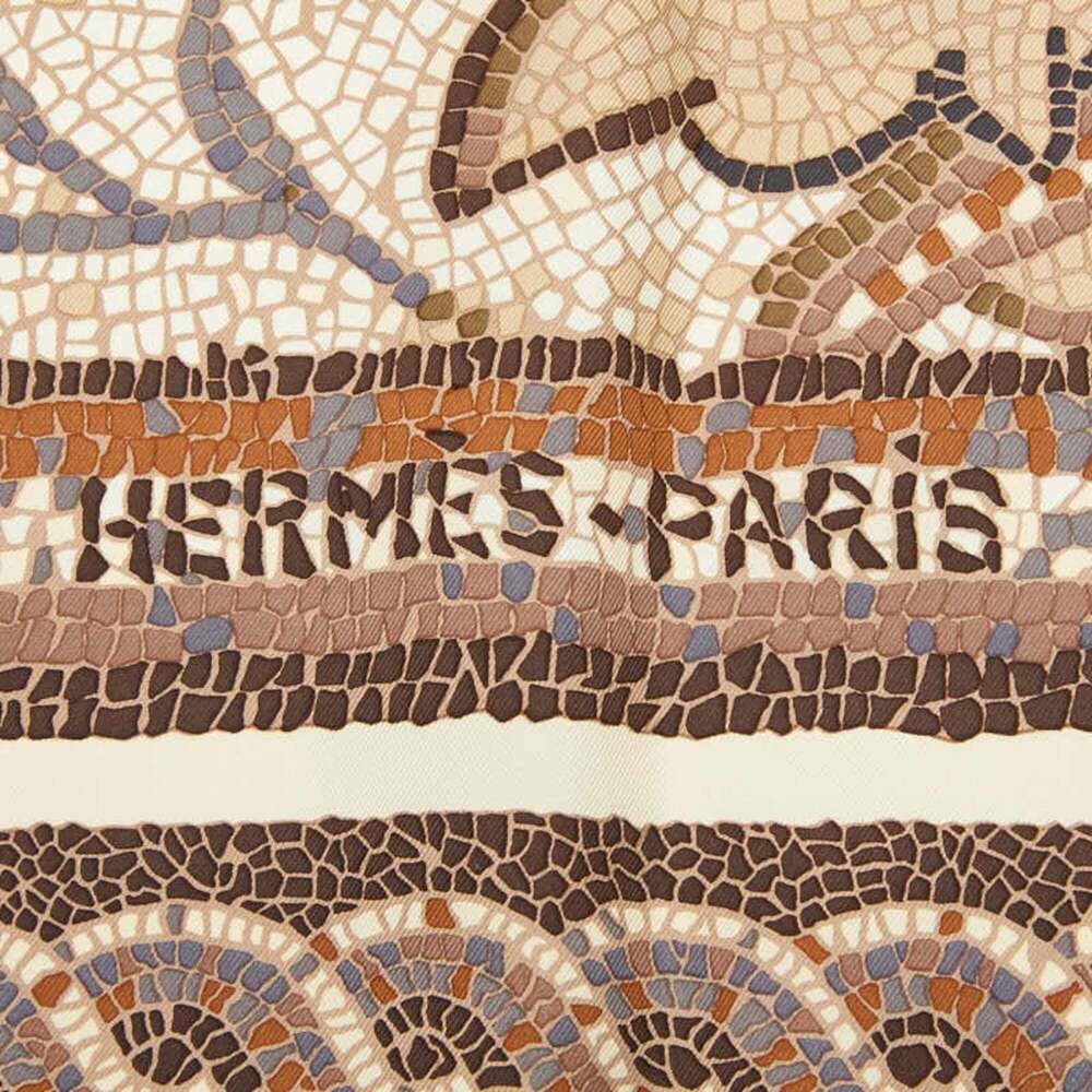 HERMES Cream Silk Scarf - Picture 5 of 8